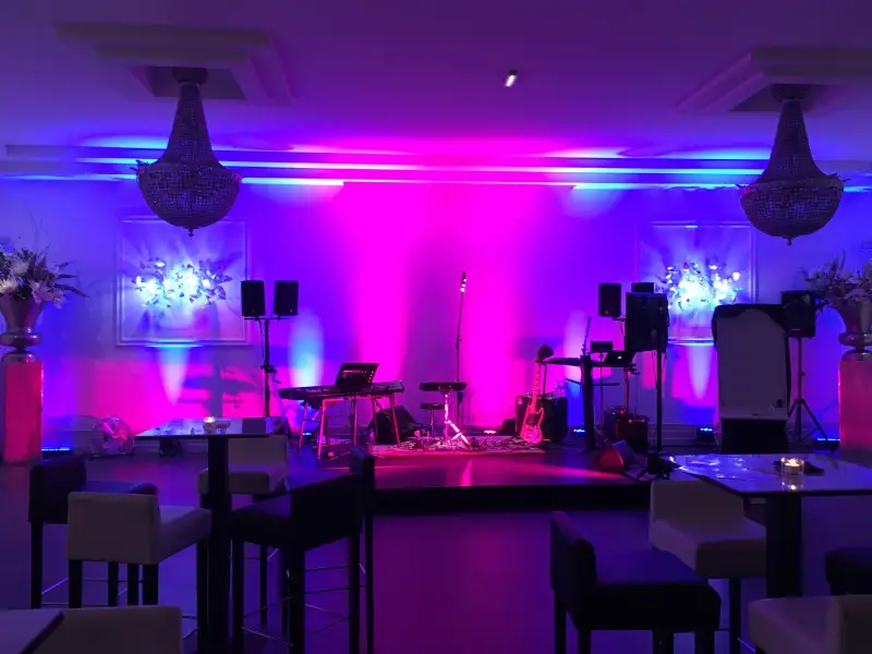 Soirée d'entreprise - at night events